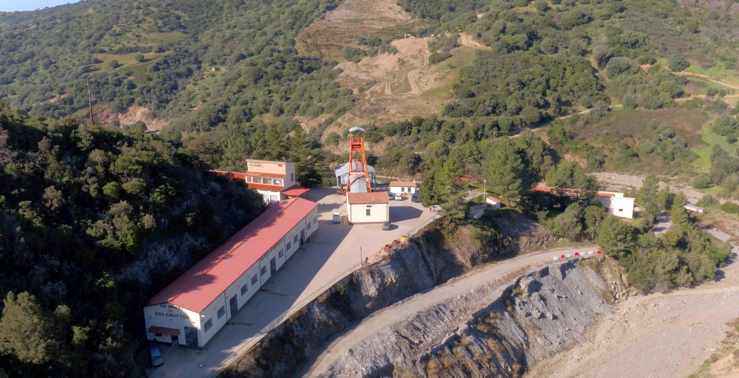 Area di Sos Enattos vista dall'alto, accordo sull'Einstein Telescope