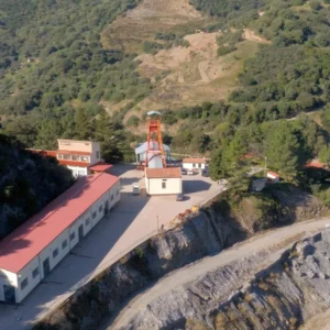 Esperimenti sul silenzio sismico a Sos Enattos per l'Einstein Telescope